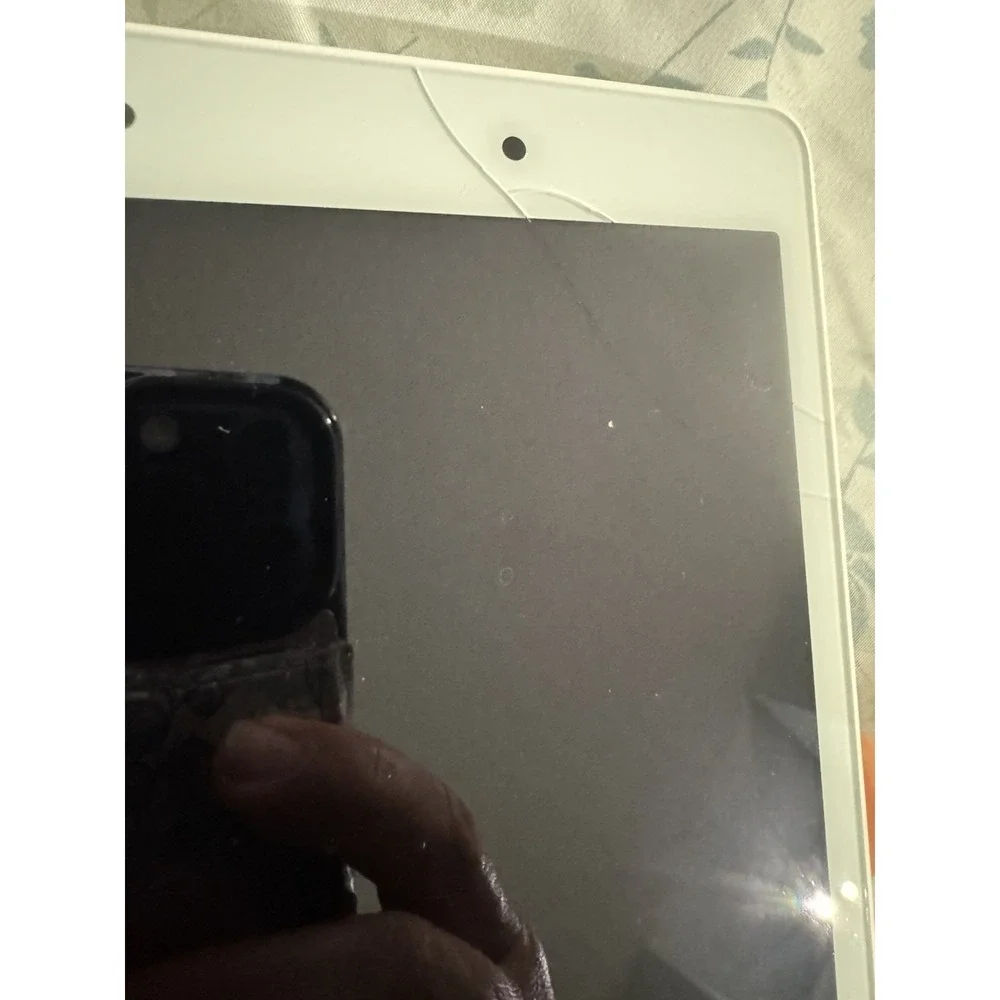 Used Samsung Galaxy Tab A 8.0 32GB SM-T290 Wi-Fi Tablet